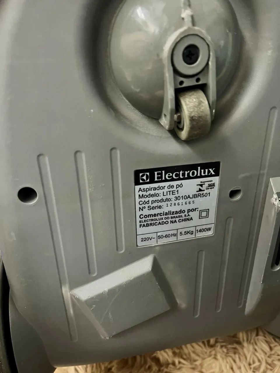 Apirador de pó Electrolux Lite 1400w - Foto 2