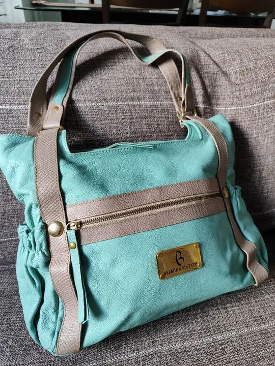 Bolsa de Ombro grande, Belmira Mattos, em Couro Legítimo