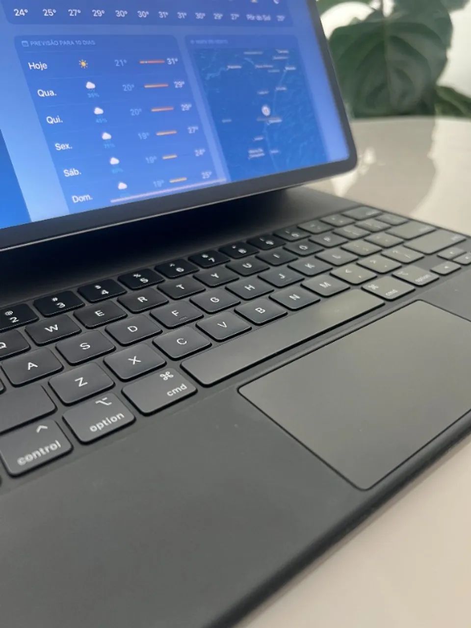 Apple iPad Pro(5ª Geração) de 12.9 Wi-fi 512gb + Magic Keyboard Folio - Foto 3