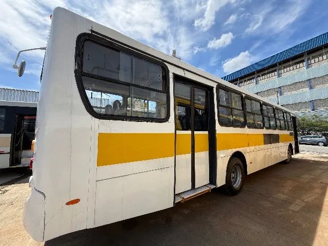 Ônibus Apache VIP II - Mercedes-Benz 1722 - Ano 2011/2012 - Foto 9