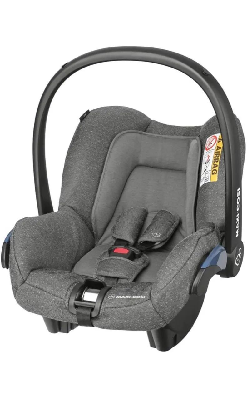 Bebê Conforto + Carrinho Moises Maxi-Cosi linha Anna