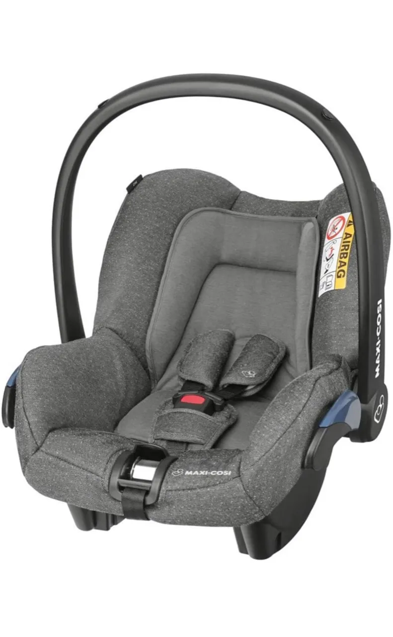 Bebê Conforto + Carrinho Maxi-Cosi linha Anna