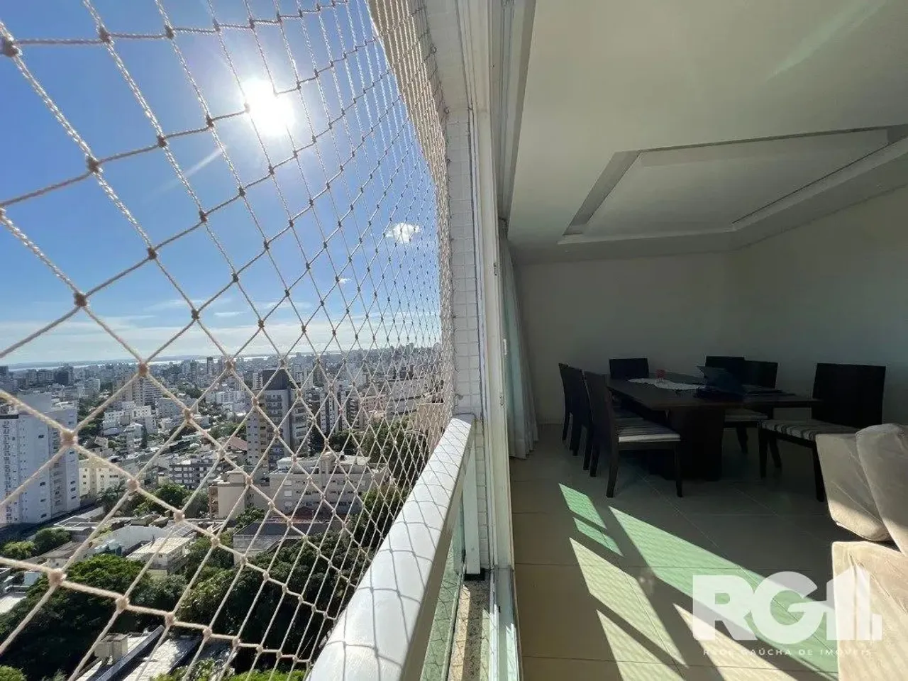Espetacular apartamento para ALUGAR mobiliado com eletrodomésticos, 3 dormitórios, 2 vagas