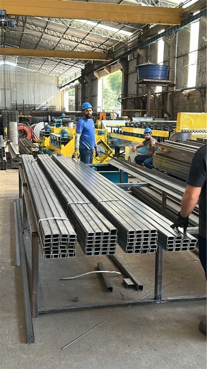 PerfilaFlex Viga U e G Simples e Enrijecido Perfil