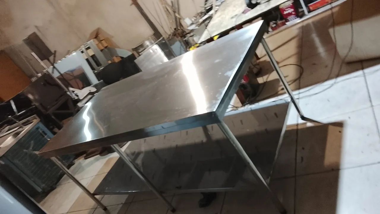 Mesa Inox Industrial com Prateleira - Foto 4