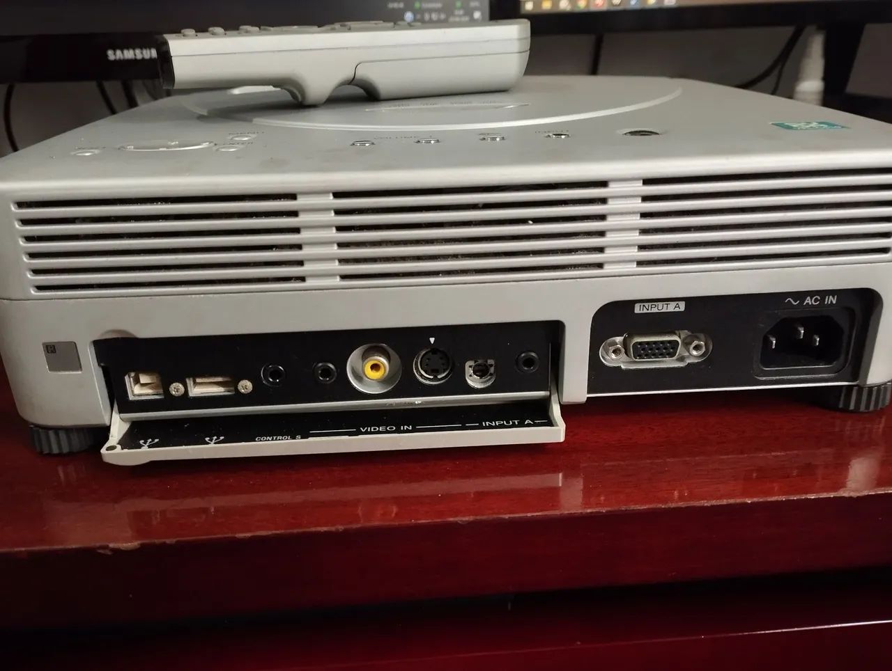 Projetor Sony VPL-CS10 Usado - Foto 5