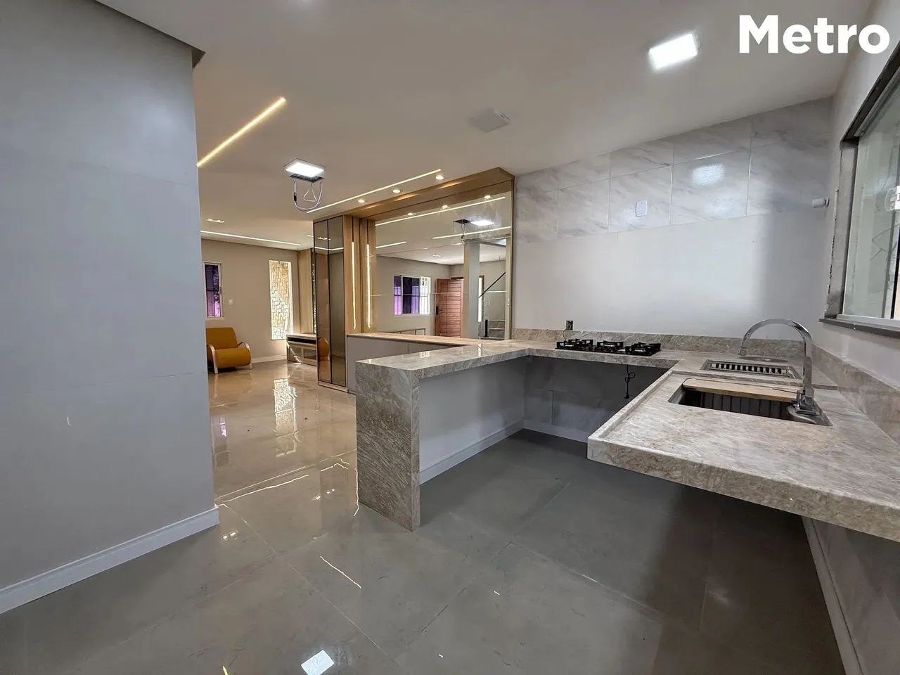 CASA DUPLEX PARA VENDA NA COHAMA, TODA REFORMADA, 3 QUARTOS SENDO 1 SUITE - Foto 5