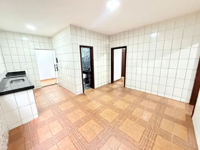 Casa no Setor Tradicional (rua Eugênio Jardim) - Foto 3