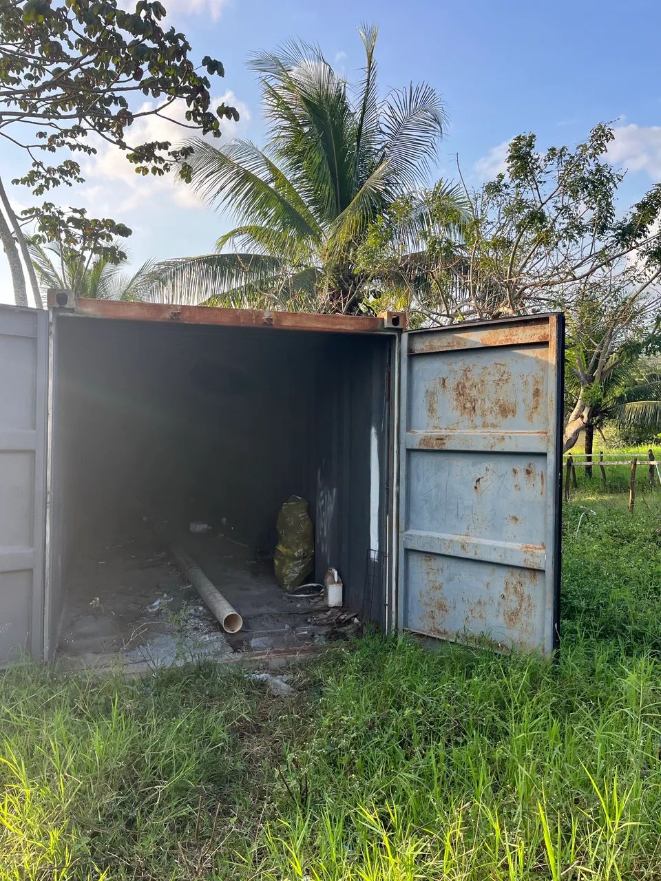 Container64850322658049120