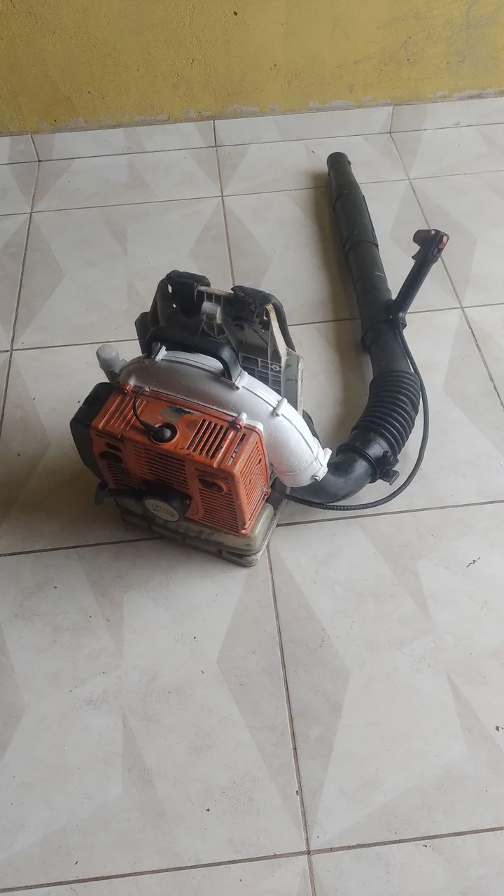 Soprador de folhas a gasolina