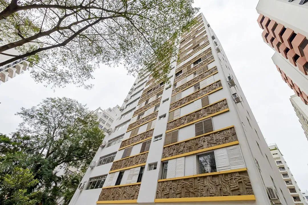Apartamento tipo para venda com 4 quartos, sendo 1 suíte, 233m² - Foto 3