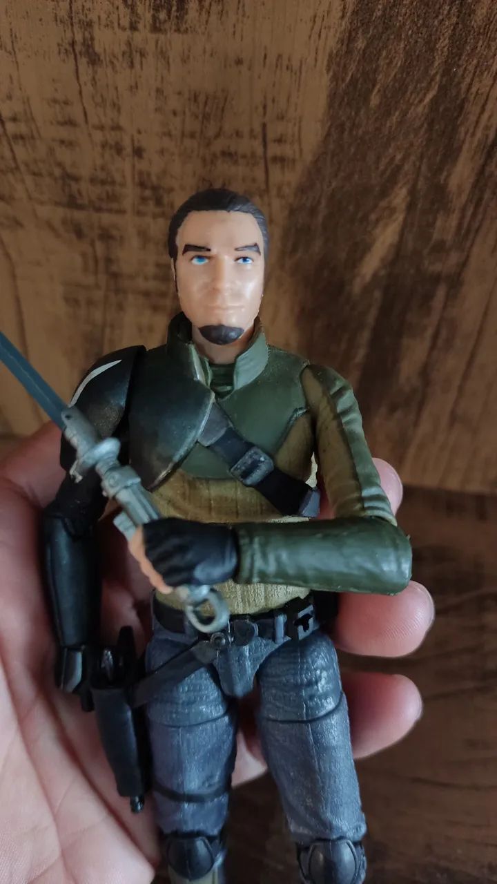 Action Figure Star Wars - Kanan Jarrus Black séries original  - Foto 2