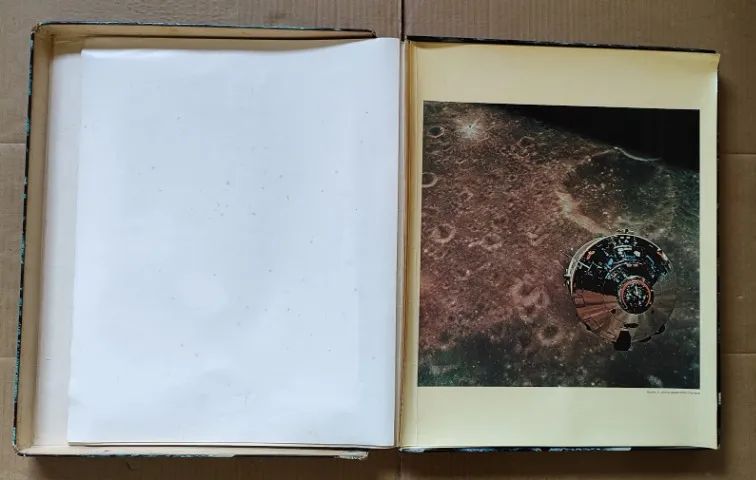 Box With Photos From Space Missions - 1970 - Extremely Rare!!!64167794604163123