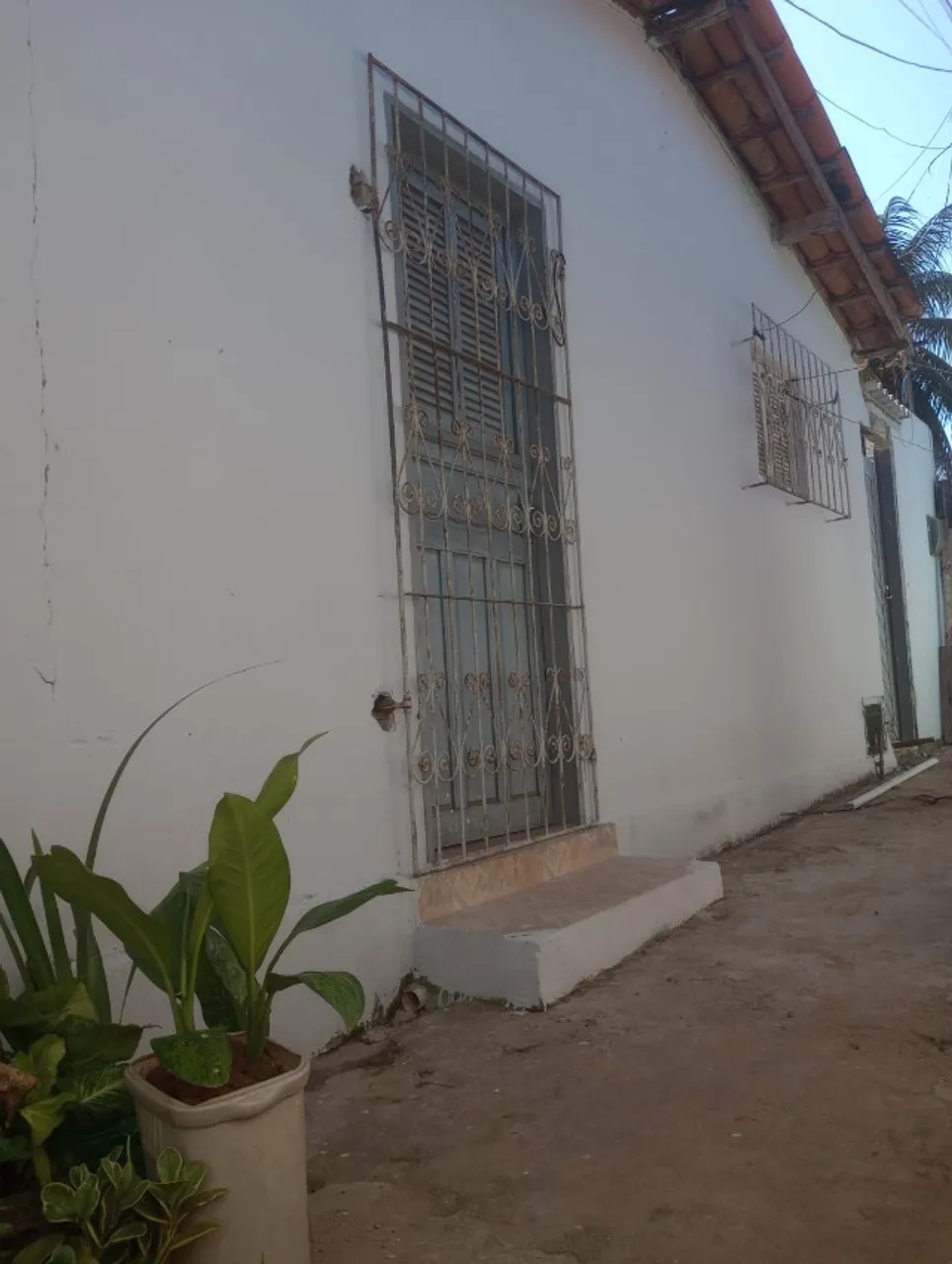 VENDO CASA EM VILA - 2 QUARTOS - PLANALTO - 50m²