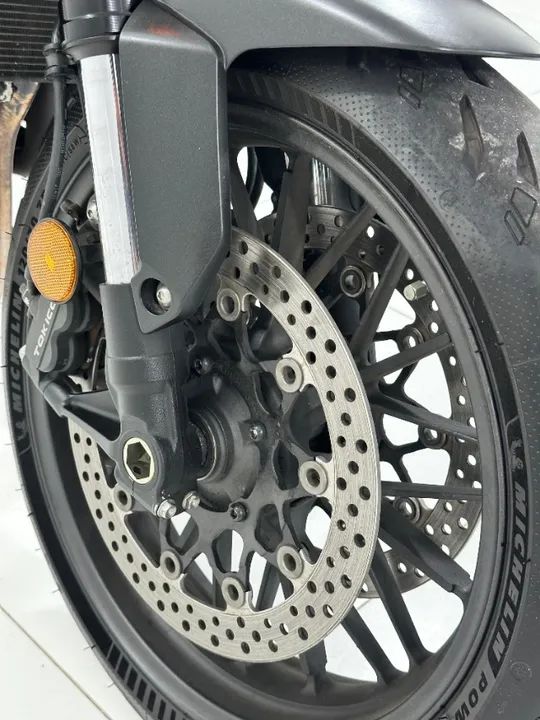 Honda Cb 1000R Mod: 2023 ( 1.800 KMS RODADO ) - Foto 5