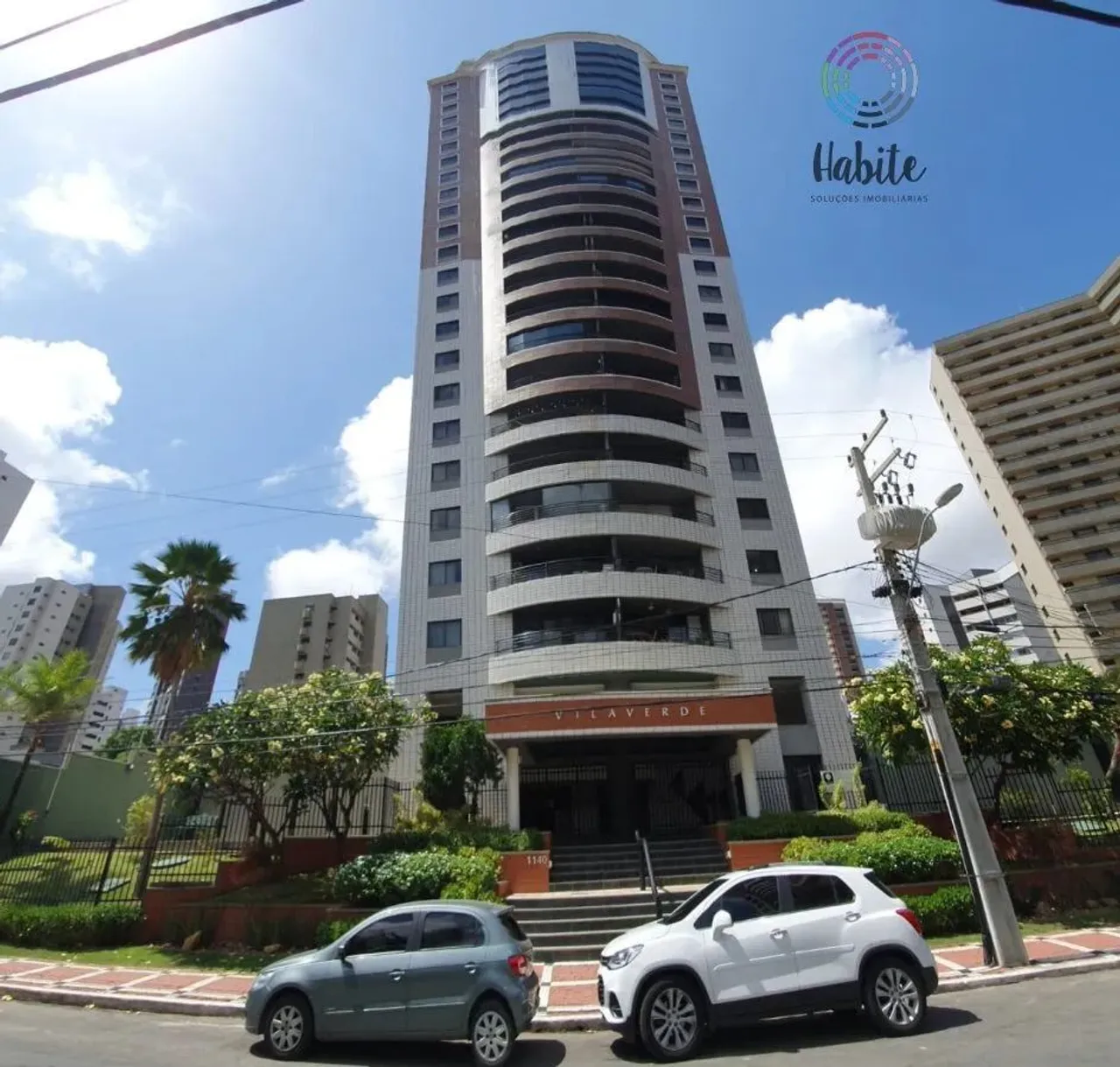 Apartamento Padrão para Venda e Aluguel em Meireles Fortaleza-CE