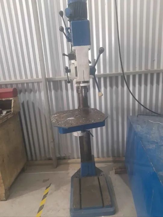 Furadeira de coluna - Foto 3