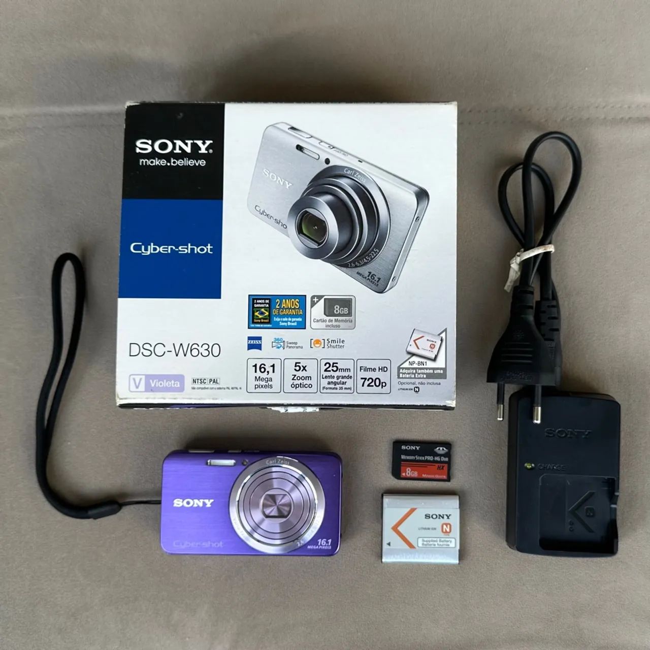 Câmera Digital Sony Cyber-shot Roxa/Violeta - DSC-W630 - 16.1MP