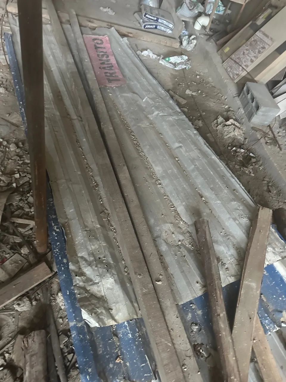 Telha galvanizada fechamento obra  - Foto 2