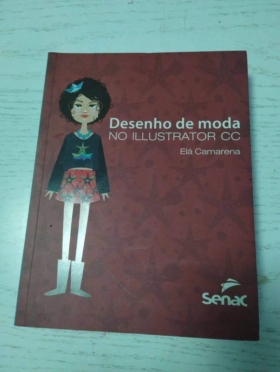 Livro desenho de moda no ilustrator cc