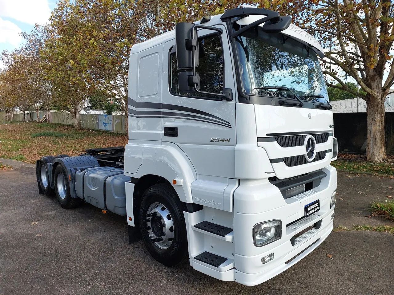 MB AXOR 2544 6X2 18/18 ÚNICO DONO IMPECÁVEL BX KM ! - Foto 2