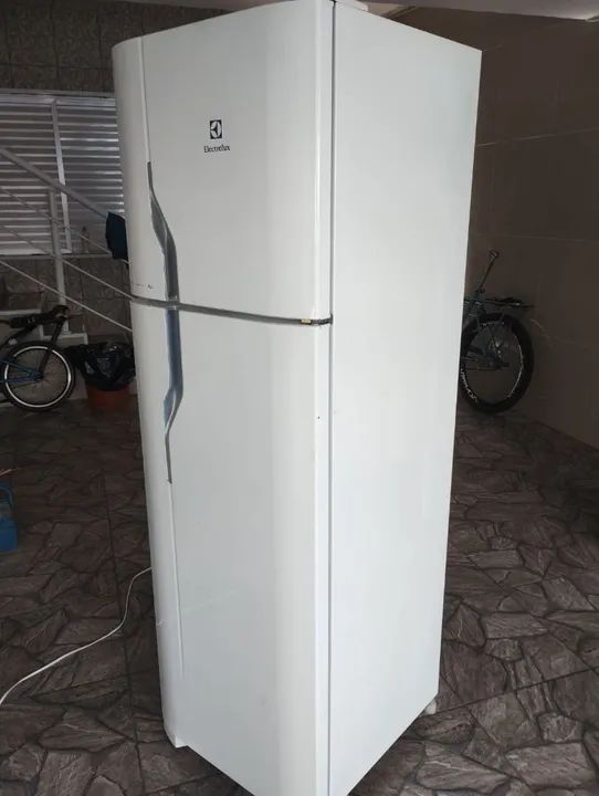 Geladeira duplex Eletrolux Frost Free frete grátis  - Foto 3