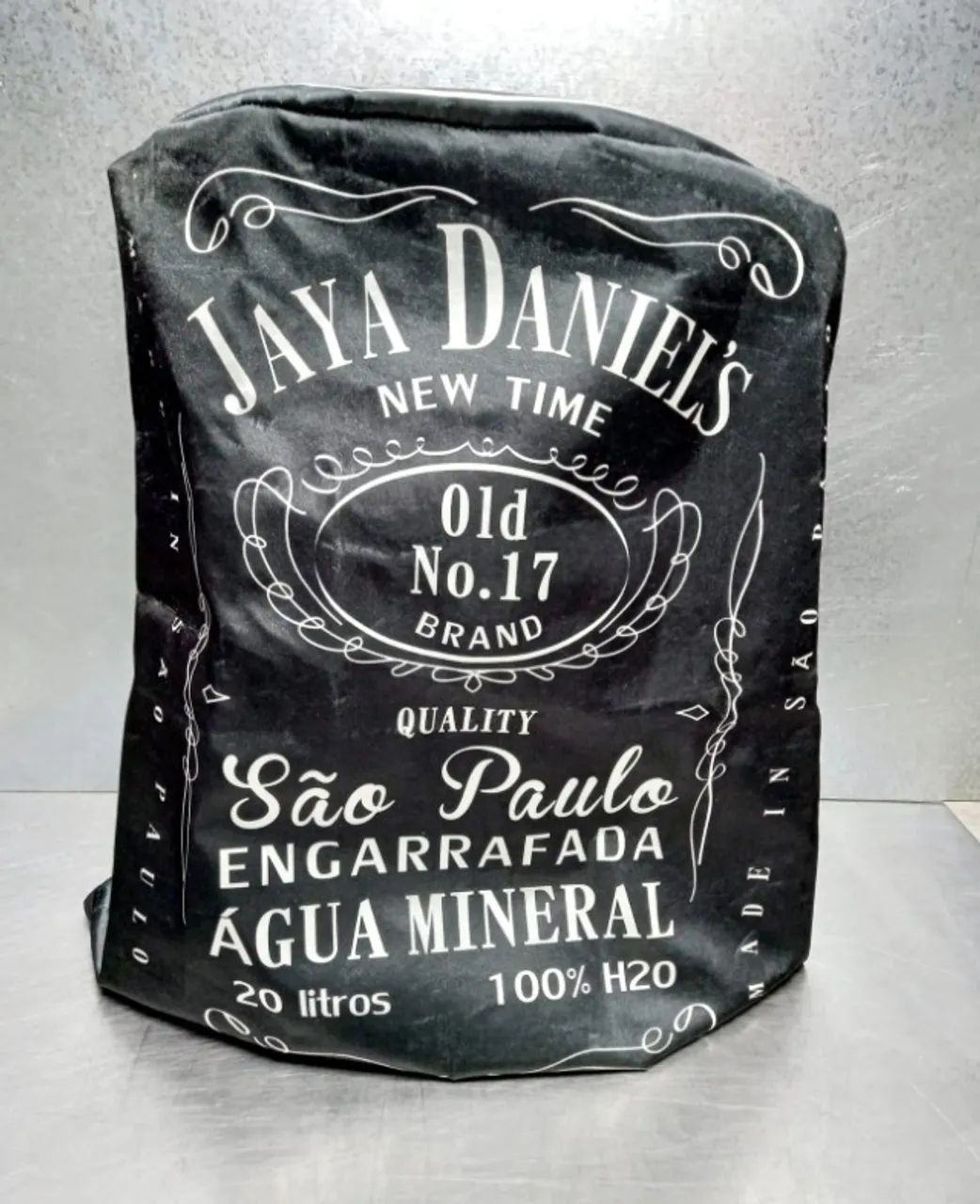 Capa Jaya Daniel's Galão Água 20Lt 