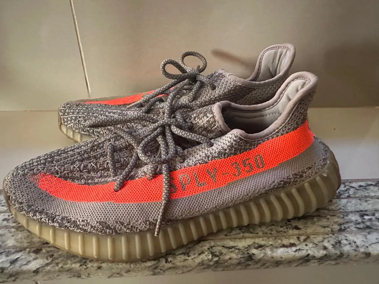 Adidas Yeezy Boost 350 V2 - Original