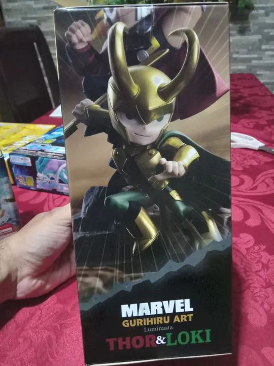 Estatuetas Do Thor e Loki Marvel comics luminasta original  - Foto 3