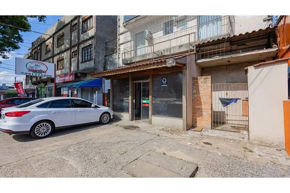 Loja de 203.0m² no bairro Partenon, com 1 banheiro