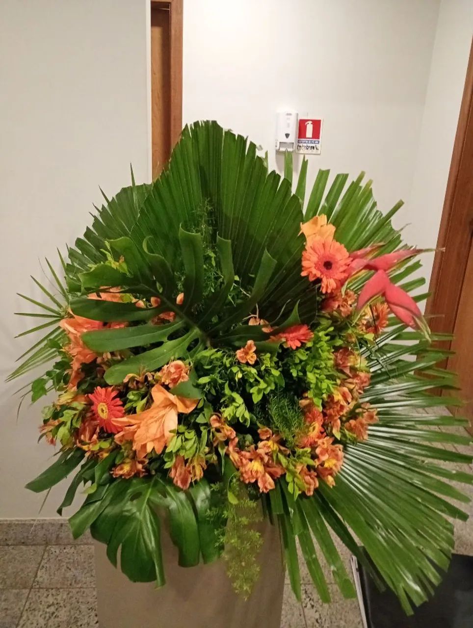 Arranjos de flores naturais para casamento ou eventos - Foto 4