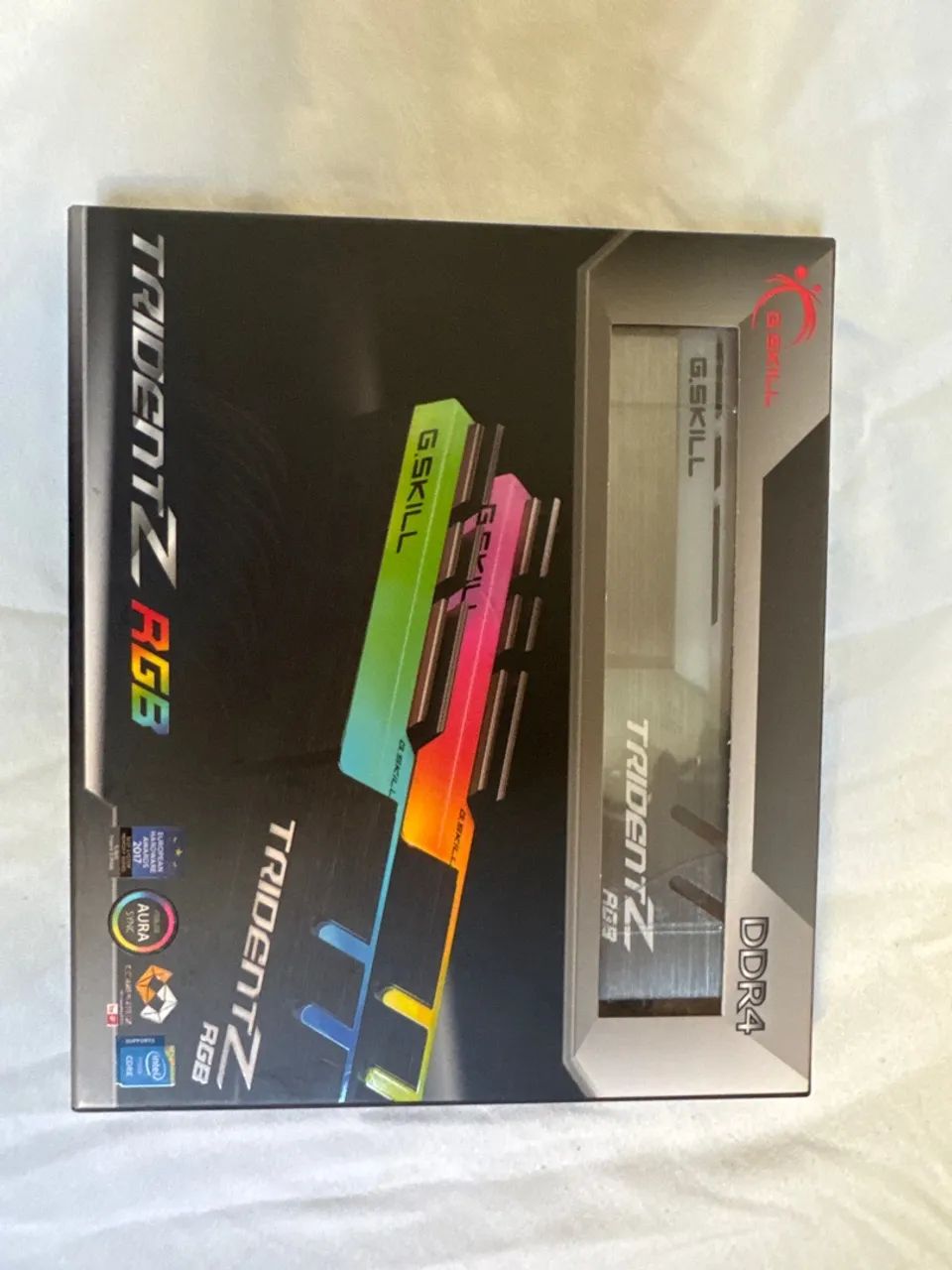 DDR4 TridentZ Gskill 4266 RGB