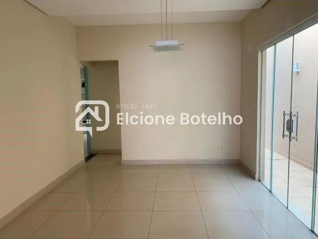Casa para aluguel de aprox. 184 m², com 3 quartos, 1 suíte, no bairro Brasil - Uberlândia  - Foto 4