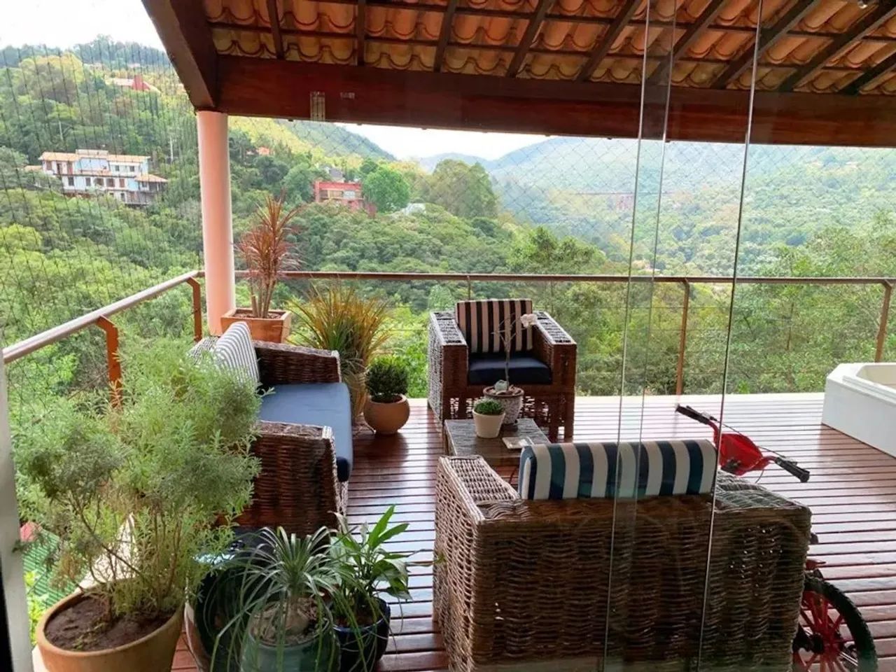 Casa para locação no condomínio Vila Alpina