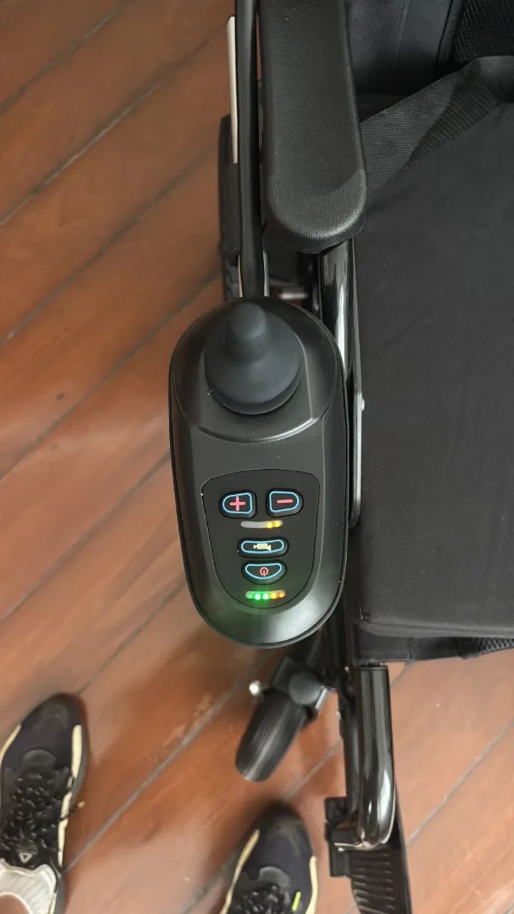 Cadeira de rodas elétrica nova - Foto 4