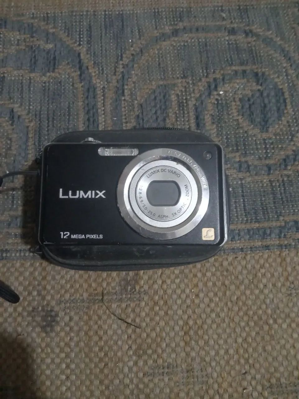 Lumix 12 mega 