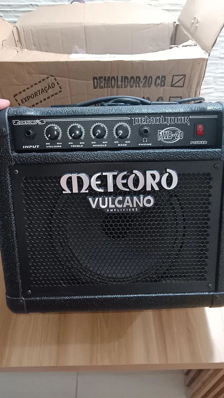 Amplificador FWB-20 Meteoro Vulcano FWB-20 Demolidor - Foto 2