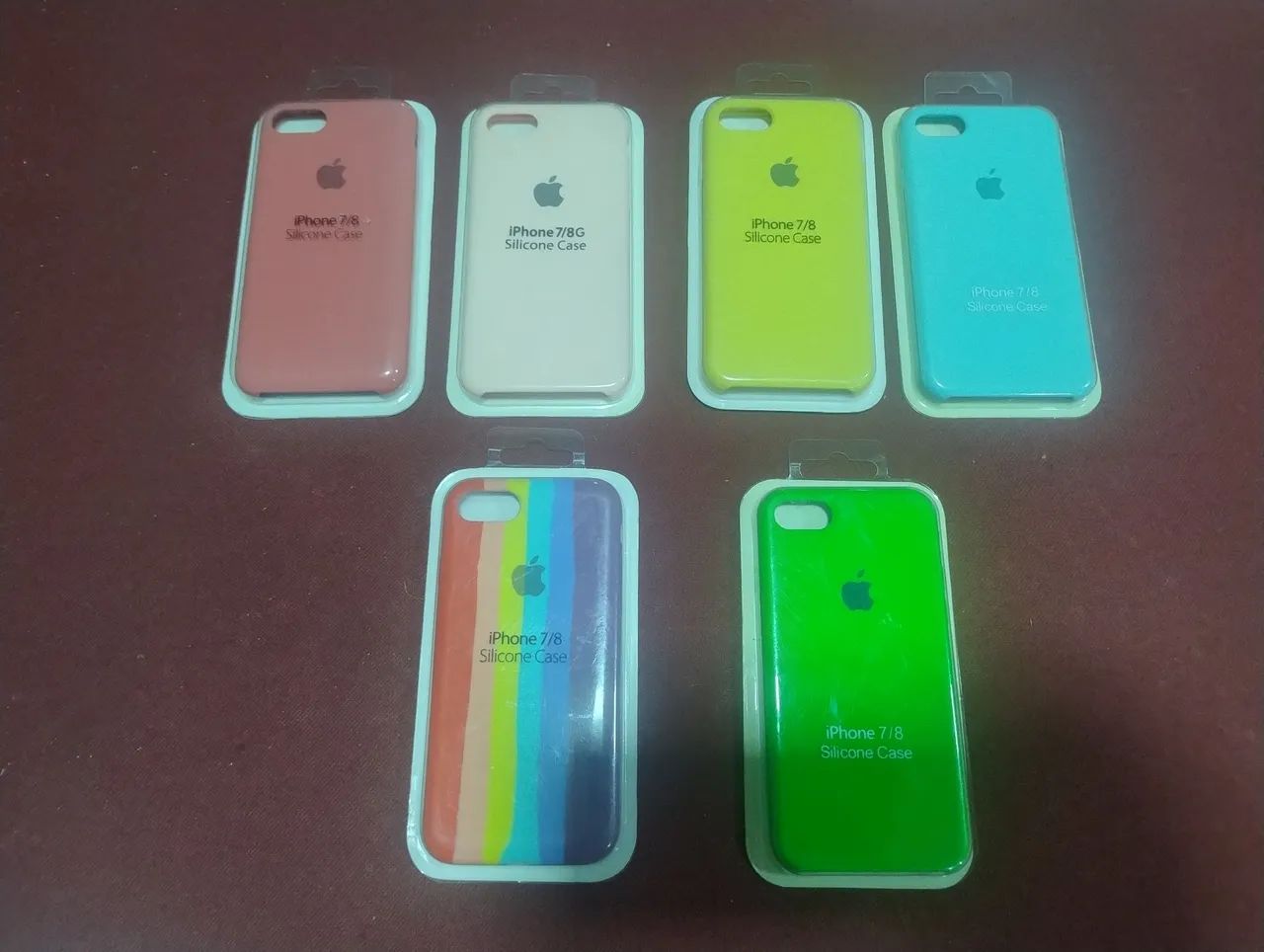 Lote capinhas iPhone, pulseiras de relógio e outros  - Foto 5