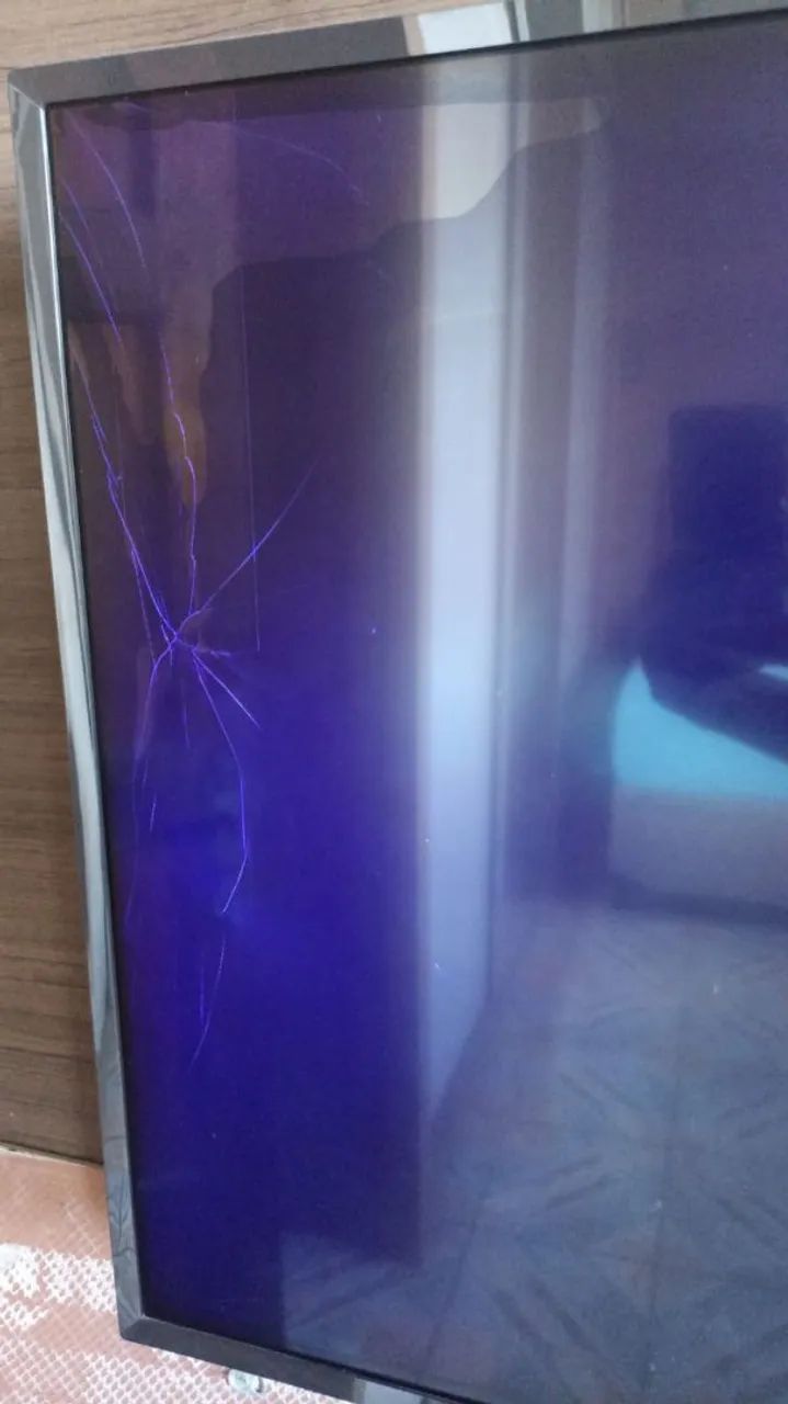 Tv 43 Polegadas LG Smart Com Tela Quebrada  - Foto 4