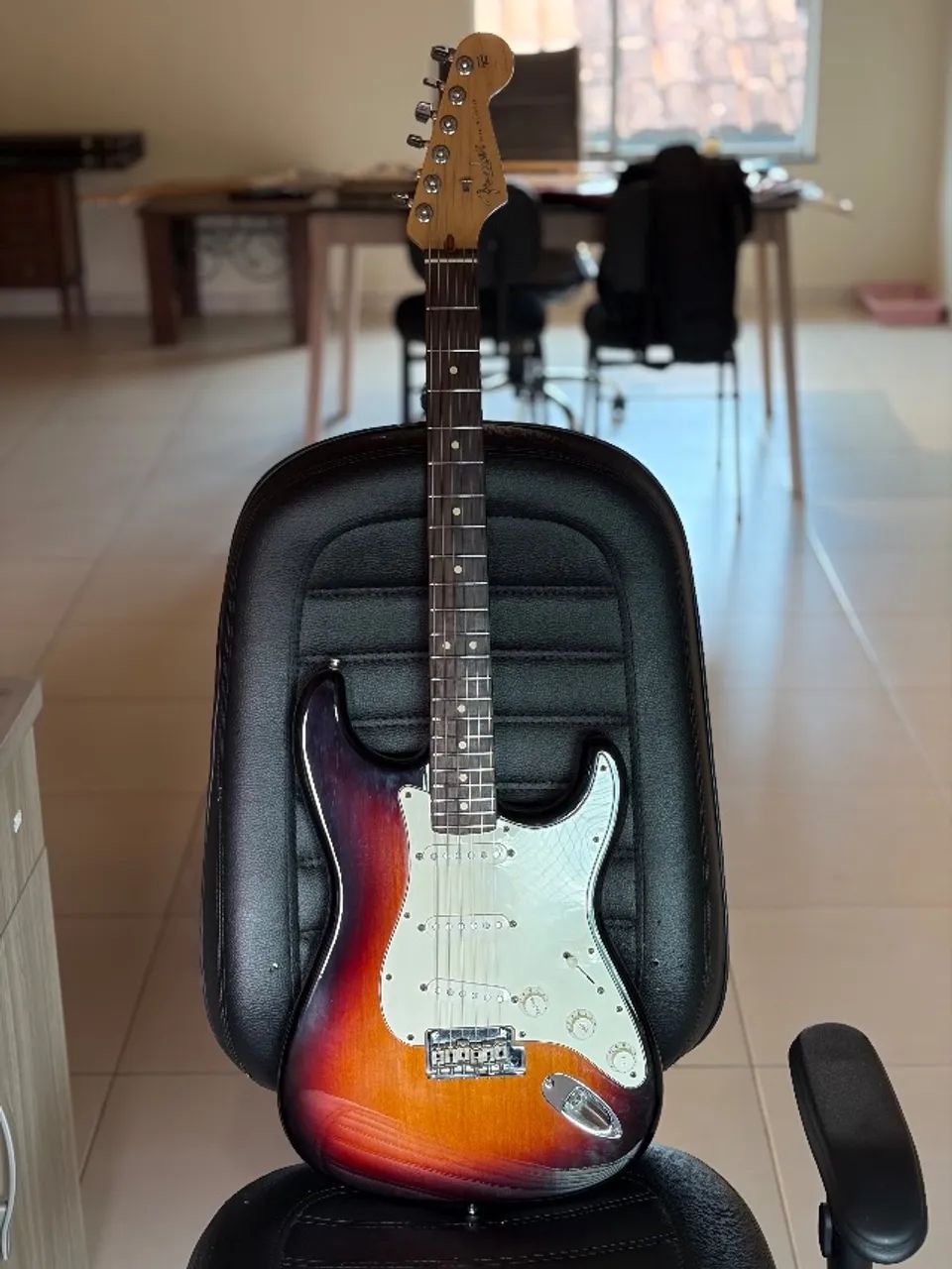 Guitarra Fender American Standard 2010 Sunburst - Foto 2