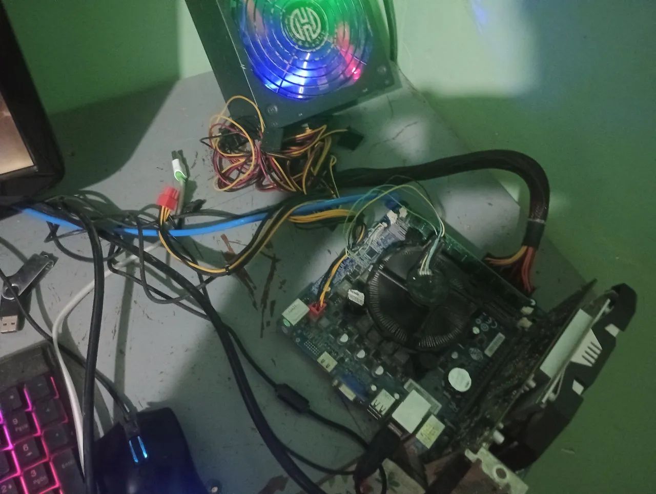 Vendo um kit de placa mãe mais um processador i5 3470 mais 8 gb de memória ram - Foto 2