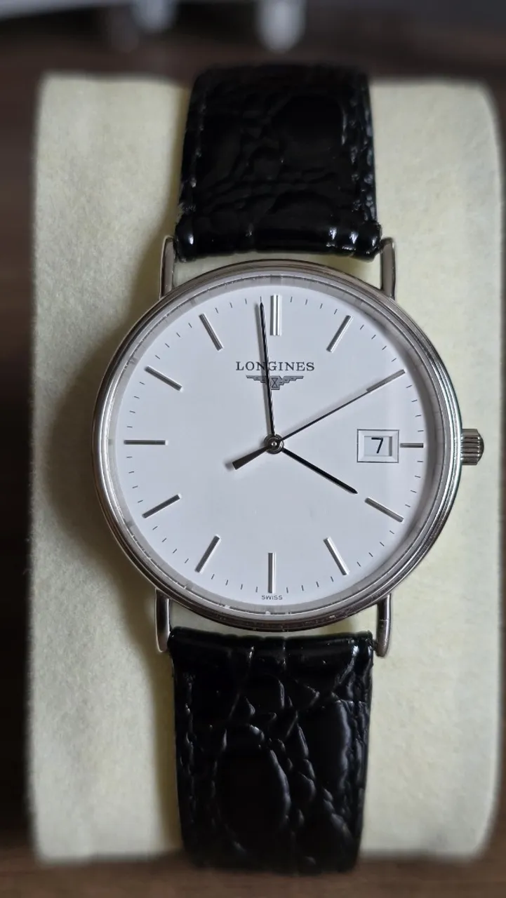 Relogio Longines Presence 2021 L4.819.4.12.2