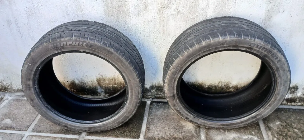 Aro 22 Pneus