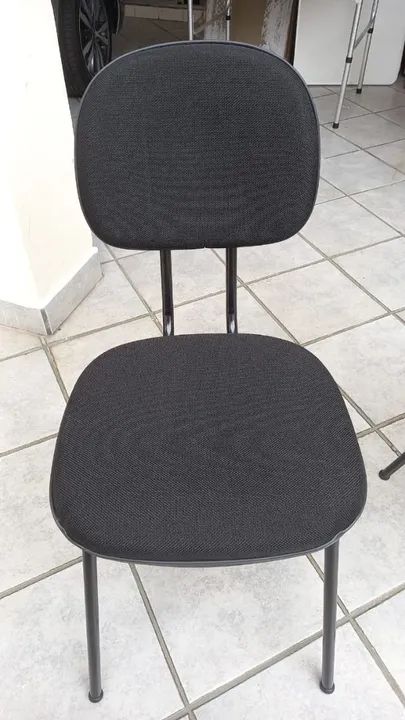 Cadeira de Metal com Encosto Estofado - Preta - Foto 3