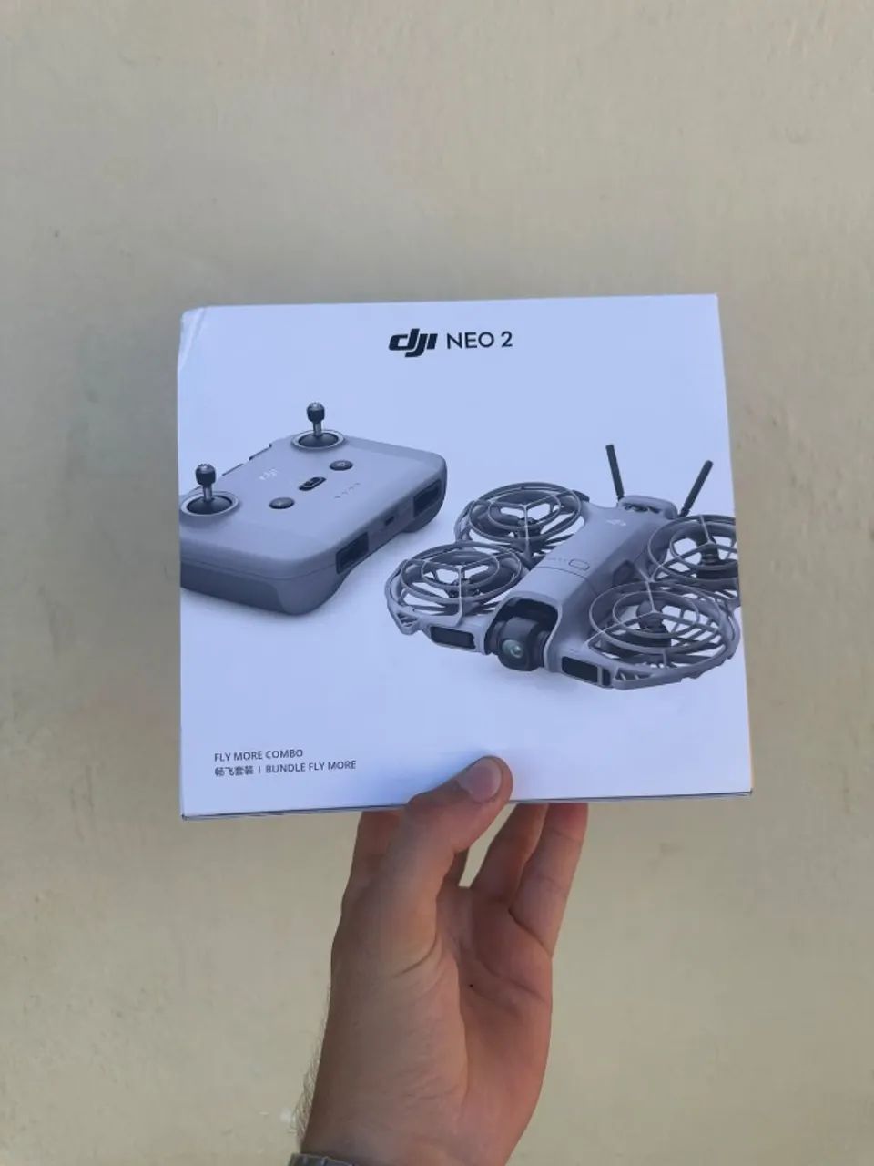 Drone DJI Neo 2 Combo Completo com Controle e 3 Baterias