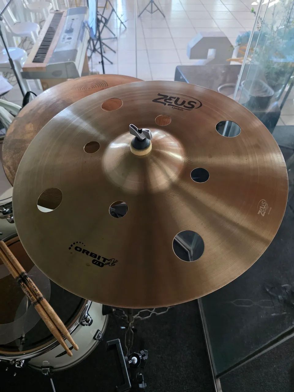 Zeus orbit x 19