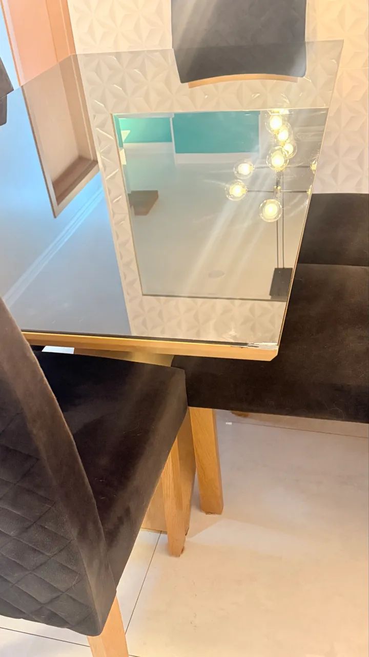 Mesa de vidro com 6 cadeiras  - Foto 2