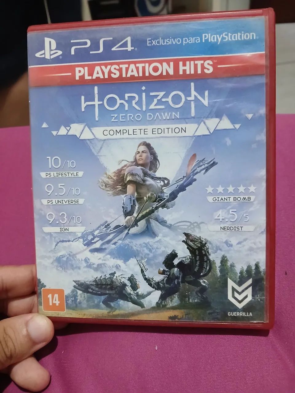 Horizon Zero Dawn versão completa com artbook e dlc
