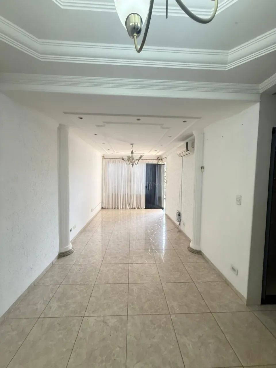 Casa/Sobrado Sobrado em Maringá - Foto 2