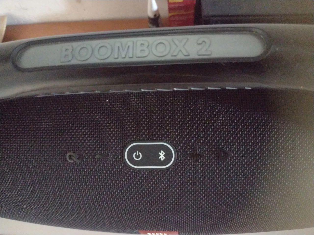 Som JBL bombox 2 em excelente estado  - Foto 5